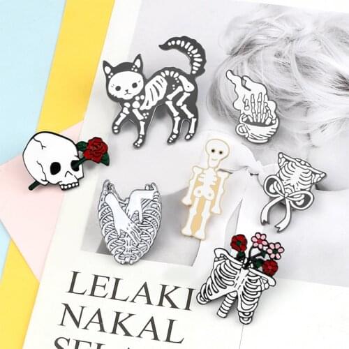 Gothic Flower Skull Brooches Collection Skeleton Head Rose Coffee Cat Lapel Pins Denim Shirt Bag Punk Enamel Pin Badges Jewelry