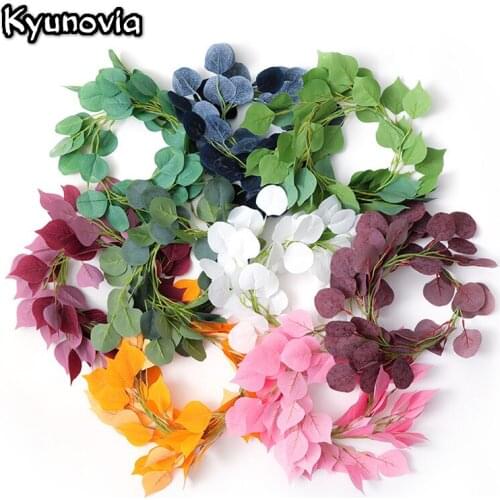 Kyunovia Artificial Vines