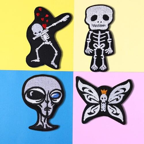 1PCS Punk Skull alien Patches Iron On Black White Girl Heart Shape Appliques 3D Diy Butterfly skeleton Badges for Clothes