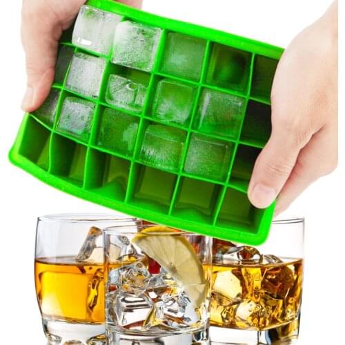 Silicone Ice Cube Mold Diy Home Bar Party Whiskey Cocktail Ice Maker for Drinking Wine Beer Household Bar Tools Ice Cube Makers