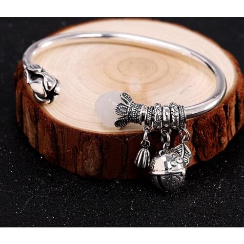 Fashionable and Playful Womens Bracelet Inlaid Chalcedony Lotus Bracelet Sterling Silver 999