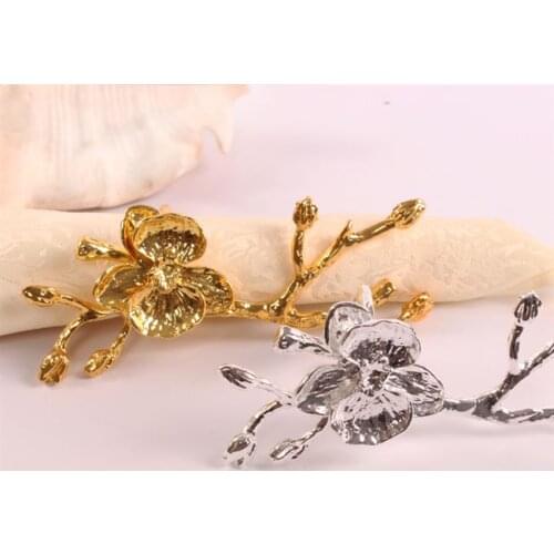 6pcs New crafts plum blossom napkin buckle mouth cloth ring hotel table decoration western restaurant wedding napkin ring