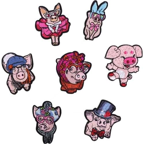 Cartoon cute pig clothes decorative patch stickers iron on patches Costume Embroidered Emblem Badge fan art