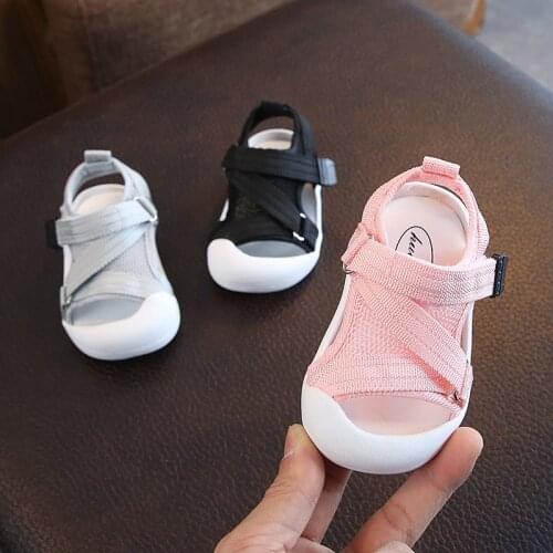 Infant Toddler Shoes Girls Boys Casual Breathable Mesh Shoes Soft Bottom Comfortable Non-slip Kid New Anti-collision Beach Shoes