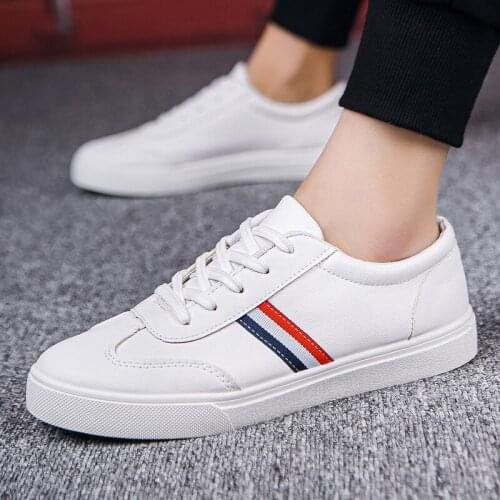 Men Sneakers Soft Leather Casual Shoes Flat Fashion Sneakers Mens White Shoes Men Loafers Men Board Shoes