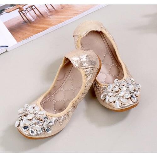 2020 spring new girls egg roll shoes round head rhinestone flower peas shoes flat with breathable womens shoes
