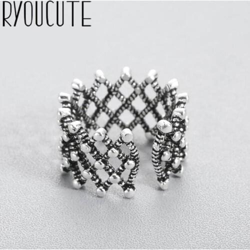 Original Design Popular Hollow Round Finger Ring Simple Rings for Women Wedding Engagement Jewelry Gifts