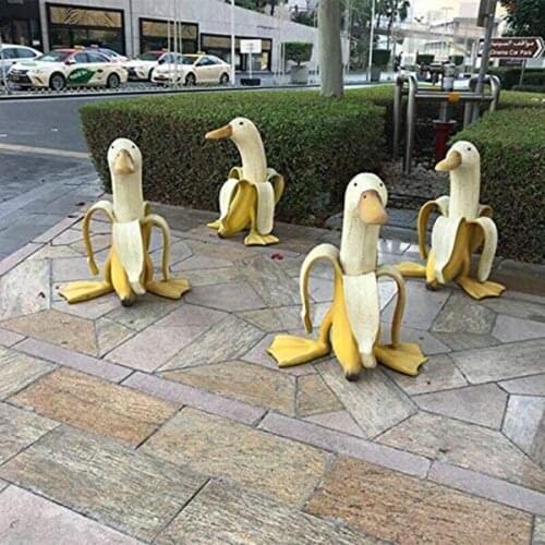 Whimsical Creative Art-Banana Duck Statue Cute Peeled Banana Duck Art Decorative for Garden Yard Outdoor Decor GQ