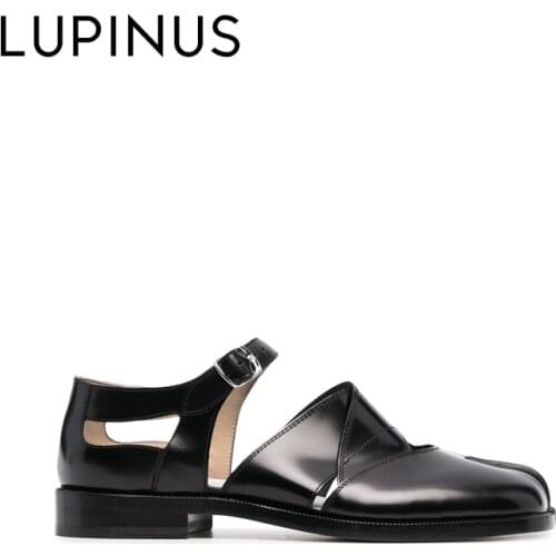 LUPINUS Luxury Brand Design Women Flat Shoe 2021 New Chic Split Toe Women Mary Jane Shoe Fashion Hollow Out Women Ninja Shoe