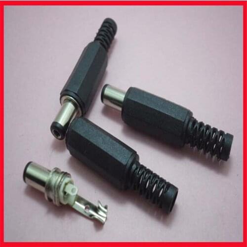 Large power plug (corresponding seat is 5.5*2.1) and DC-005 plug matching DC005