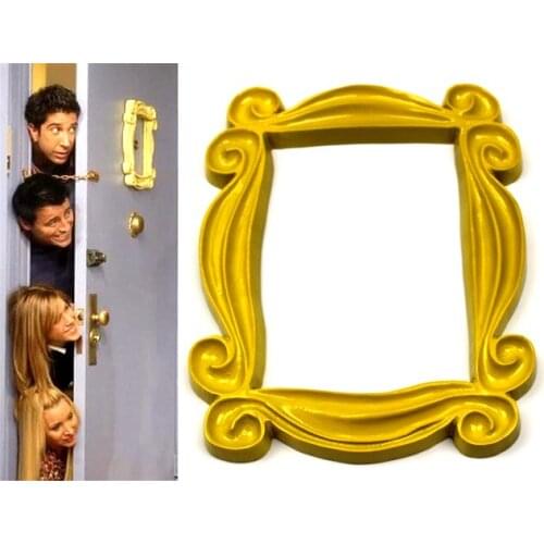 TV Show Friends Yellow Resin Monicas Door Peephole Frame Home Decor Collection Friends Photo Frame New 2018 Birthday Gift