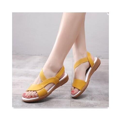 Spring 2019 new cat-heeled, pointy one-shoe, hollow sandals, high-heeled, suede, rhinestone, one-button womens shoes