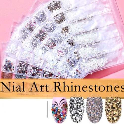 1 Bag Glitter Nail Sequins Glitter Holographics Powder Flakes Shining Irregular 3D Colorful Sequins DIY Nail Art Decoration