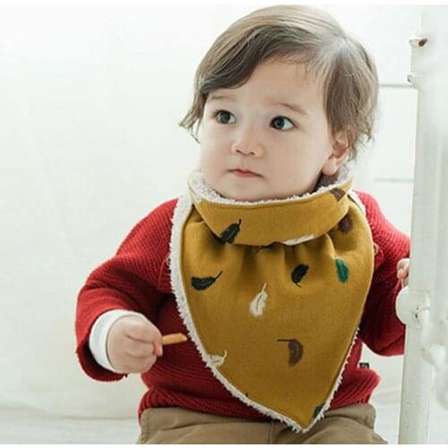 Baby Bibs Triangle Cotton Bibs Cartoon Print Saliva Towel Baby Boys Girls Feeding Soft Absorbent Apron Thicken Warm Bandana Bibs