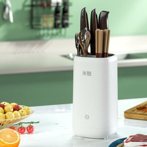 Knife holder, knife disinfection dryer