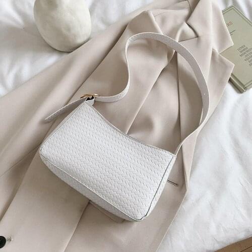 Womens Designer Leather Woven Handbags for Ladies Solid Color Casual Shoulder Crossbody Bags Popular Small Bag