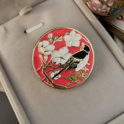Enamel Oriental Female Brooches Flower Birds Bamboo Painting Glaze Classic Mujer Pin Exquisite Coath Scarf Accessories