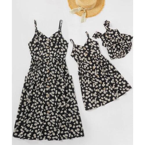 PatPat 2021 New Arrival Mosaic Mommy and Me Lovely Daisy Cotton Tank Dresses Family Look Childrens Clothing