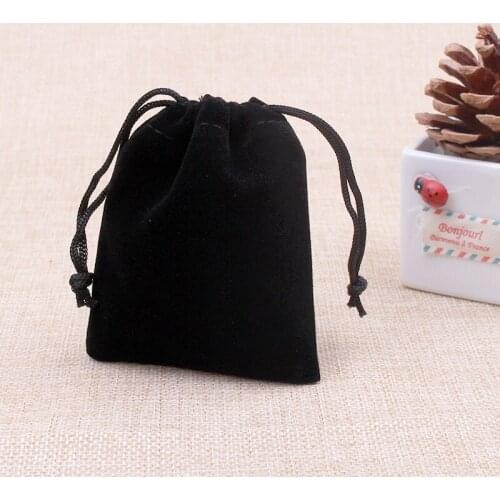 50pcs/lot Black Color Velvet Bags 7*9cm Pouches Jewelry/MP3/Coin Packing Bags Candy/Wedding Gift Bags Free Shipping