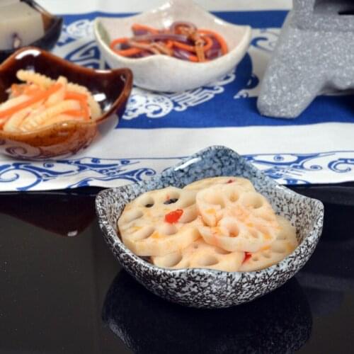 New wind hot sauce butter dish guci plate tableware ceramic tableware style cake ice cream four angle glaze ceramic kitchen