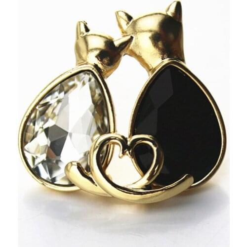 2020 New Japanese and Korean style alloy plating yellow inlaid black and white glass monkey love heart brooch