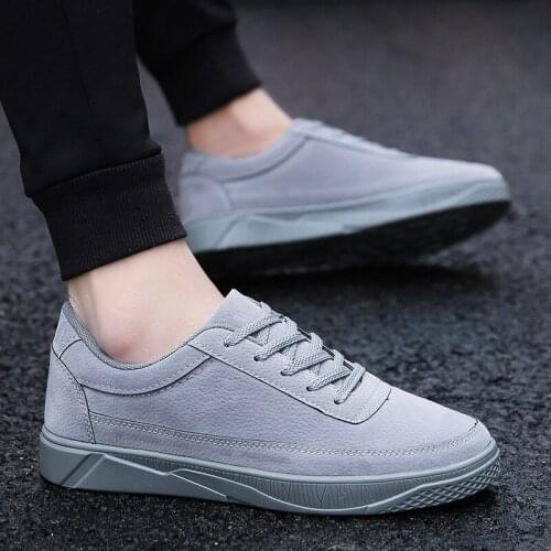 2020 Men shoes New Arrivals hot Breathable Ultra-light lace-up shoes men sneakers Casual comfortable men vulcanize Shoes E11-90