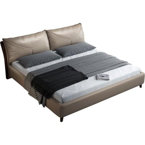 Nordic leather double bed modern minimalist master bed 1.8 m 1.5 Italian light luxury soft bag tatami wedding bed
