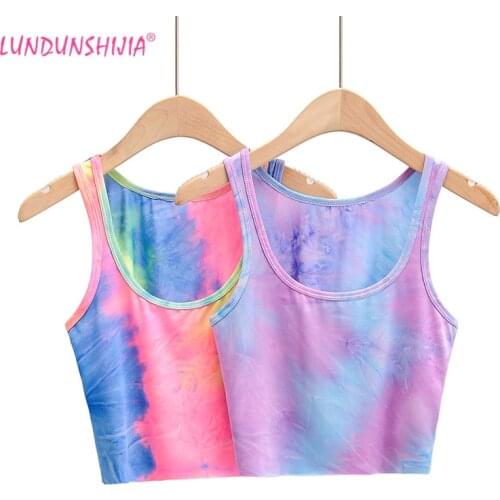 LUNDUNSHIJIA 2020 New Arrival Summer Fashion Gradient Colors Tank Top O-Neck Sleeveless Short Style Tops