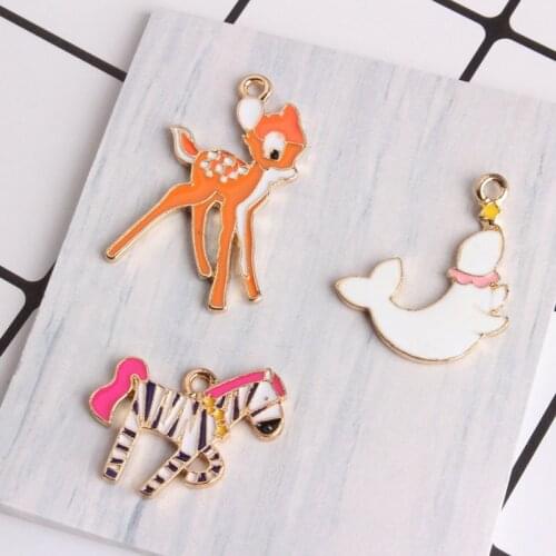 100pcs 22mm Diy Jewelry Accessories alloy gold color enamel animal Sika deer charms zebra pinto charms seal charms pendant