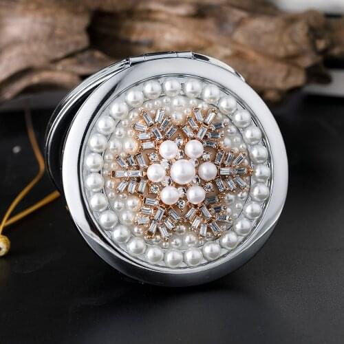 Free Customized Engraving,Mini Pocket Beauty Cosmetic makeup mirror,Magnify mirror makeup,Pearl Snowflake,Elegant Wedding Gift