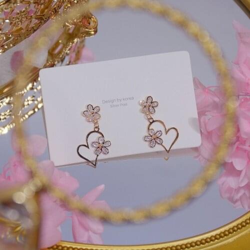 2020 New Trendy Hot Sale Womens Earrings Delicate Heart Flower Zircon Dangle Earring For Women Brides Party Jewelry Wholesale
