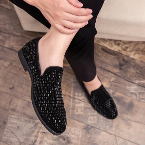 POLALI Brand Black Rhinestone Men Dress Shoes Velvet Crystal Luxury Moccasins Mens Loafers Office Business Man Footwear Zapatos