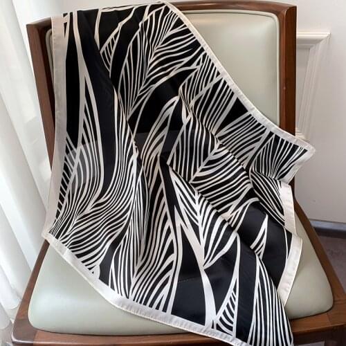 New fashion sense small square scarf female stripe printed multifunctional Decorative scarf summer sunscreen scarf Tie hair gift