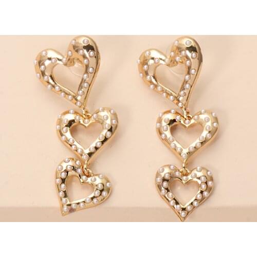 Fashion Metal Gold Plated Long Three Hearts Drop Earrings Pearl Hollow Heart Earrings for Women Jewelry