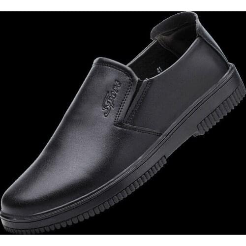 Genuine Leather Man Shoes Slip on Labor Working Shoes Chef Shoes Water-proof Oil-proof Kitchen Shoes Soft Breathable Hotel Flats
