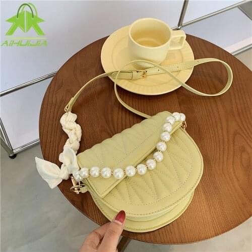 Solid Color Shoulder Messenger Bag Fashion PU Leather Geometric Pattern Handbag Ladies Pearl Chain Saddle Bag Small CrossbodyBag