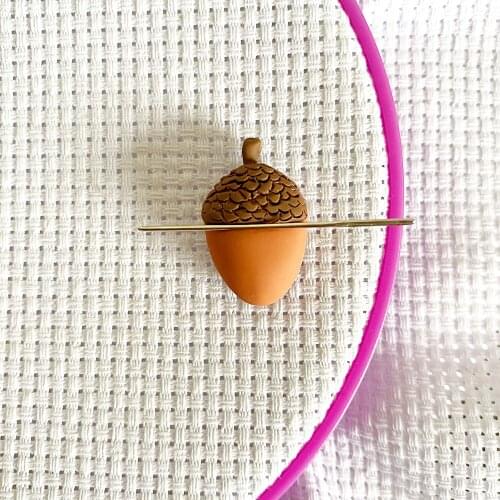 Needle Minder Cross Stitch Mushroom Acorn Pattern Holder Embroidery Keeper Magnetic