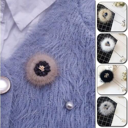 Cute Charm Pearl Flower Brooch Pins For Women Korean Mink Fur Pompom Ball Piercing Lapel Pin Brooch Collar Jewelry Gifts