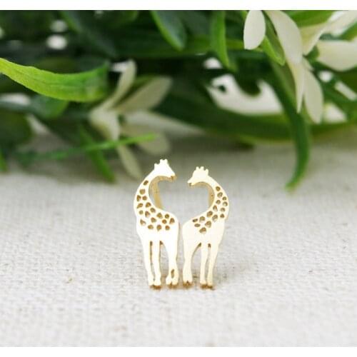 New Lovely Giraffe Earrings Fashion Animal Ear Studs for Lover Couples