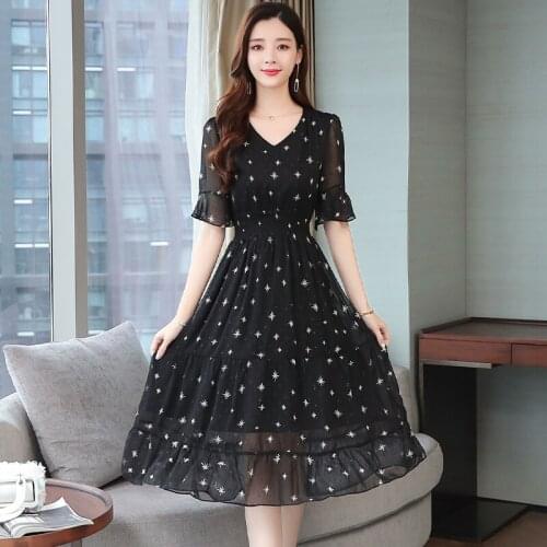 2021Hot Sale Womens Summer black Temperament dress V-Neck Loose Short Sleeve Fashion Casual Dress women
