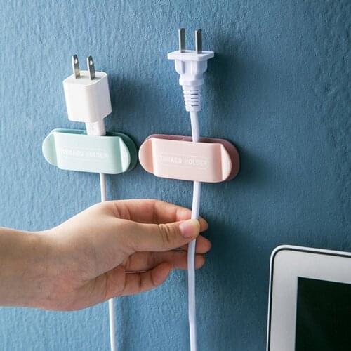 4 Pieces Punch-free Plug Hooks No Drilling Plug Hook Windable Designed No Falling Neat And Orderly Plug Holder