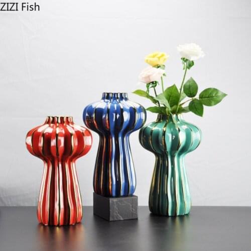 Lighthouse Shape Ceramic Vases Painted Flower Arrangement Golden Stroke Porcelain Tabletop Vase Modern Floral Home Decoration