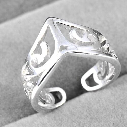 WQQCR V-shaped Hollow Shiny Ring Wholesale Price 925 Fashion Jewelry Silver Plated Ring Engagement / Wedding Banquet Jewelry