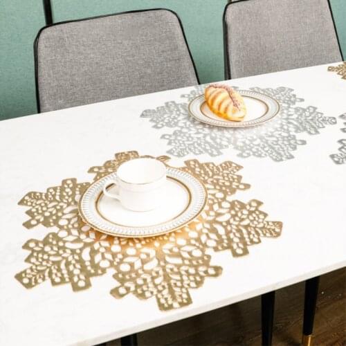 PVC Placemat Hollow Christmas Snowflake Insulation Pads Heat Resistant Dining Table Mats American Restaurant Kitchen Home Decor