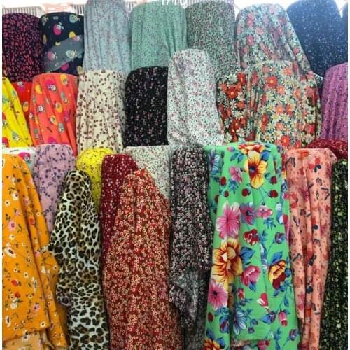 Printing chiffon fabric small broken flowers impermeable chiffon dress skirt spring and summer fashion clothing fabric