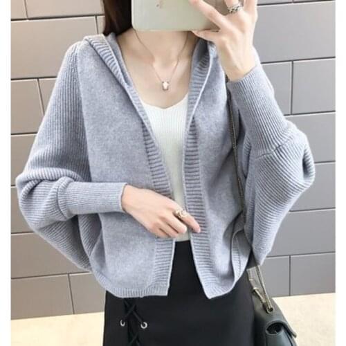 Ladies Short Coat 2021 Bat Sweater Harajuku Fashion Autumn Korean Womens Long-Sleeve Loose Hooded Winter Cardigan Thick Casual