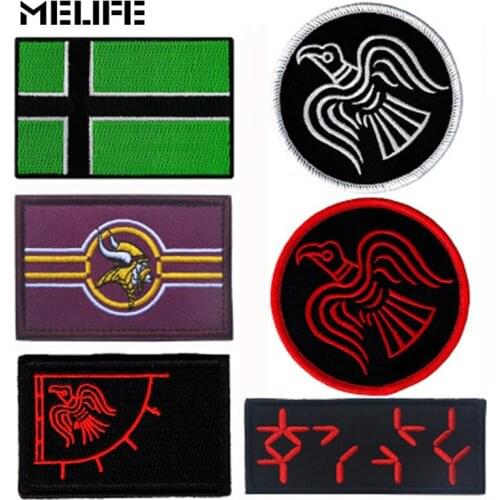 Team souvenir Embroidered patch Vinnland Viking flag patch Odinic Norse Odins Raven Flag Patches Hook Tactical Badges for bag
