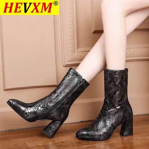 Womens Ankle Boots Shoes Women Snake skin Pattern 2020 Boots Ladies Pointed Toe Ladies Short Plush Boots Female Zipper Shoes