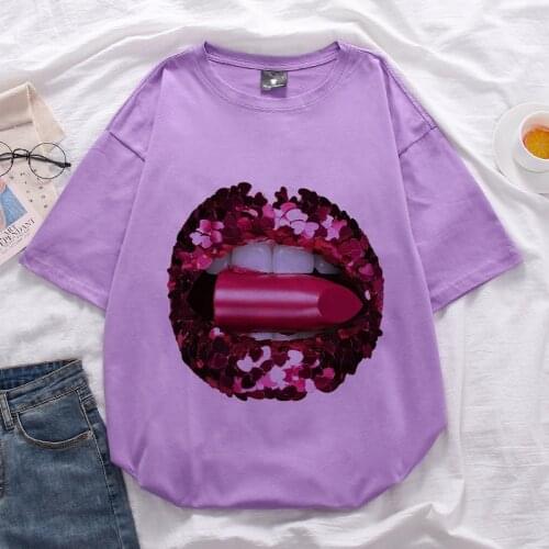 Sexy Lips Graphic Print T-shirt Women Tee Harajuku Aesthetic Purple Top Casual Tshirt 2021 New Summer Fashion Y2k Female T Shirt