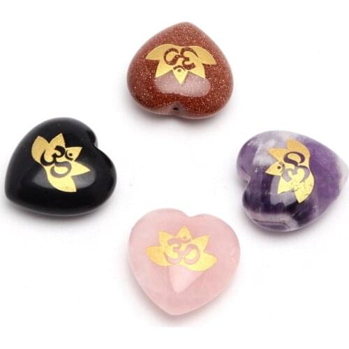 2021 New Arrivals Heart-shaped Stone Small Ornament Engraved Yoga 7 Chakra Sahasrara Sanskrit Pattern Reiki Heal Crystal Jewelry
